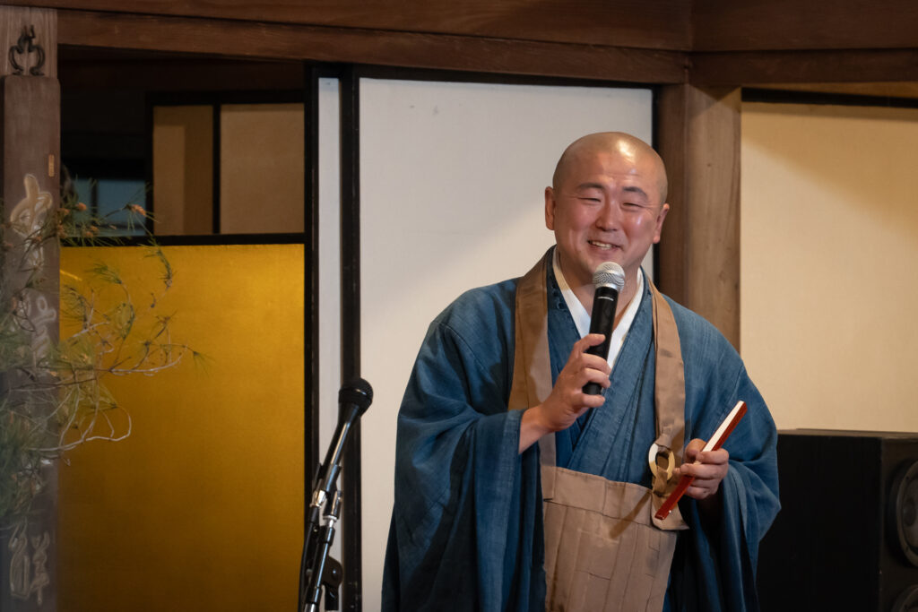シンガーTina / Singer Tina × 宗鏡寺 能登半島復興チャリティーコンサート ステージライブ写真（Singer Tina × Syuukyoji Temple Noto Peninsula charity concert stage performance photo, official event image）